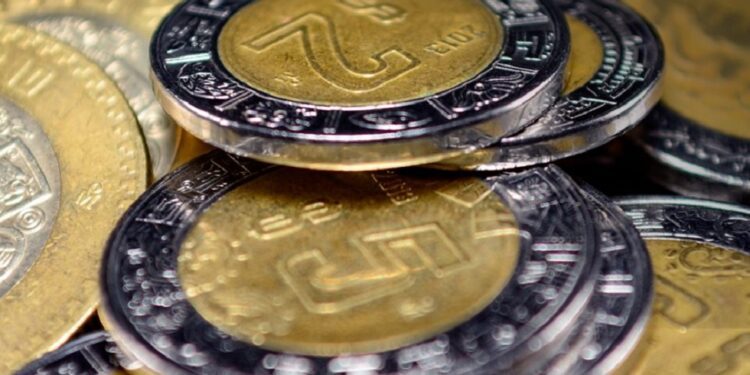 Inversión descendió 4.2% en febrero y suma 17 meses de caídas