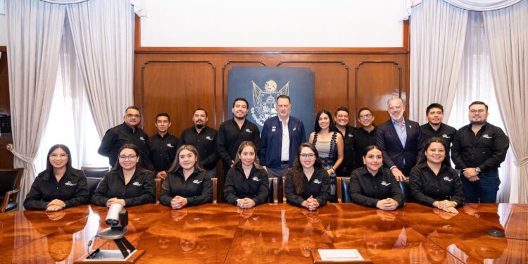 La bandera más importante que tenemos es Querétaro: Gobernador