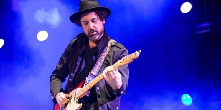 Alejandro Marcovich, exguitarrista de Caifanes, está en coma