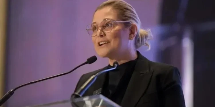 Recibe Cámara petición de juicio político contra Maru Campos