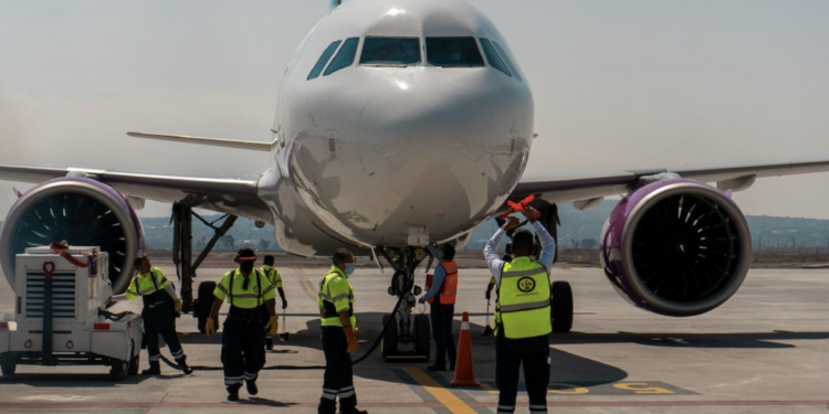 México y EE.UU. acuerdan medidas para fortalecer el transporte aéreo
