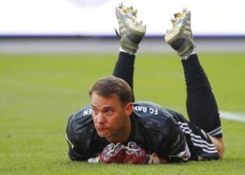 Extiende Manuel Neuer contrato con Bayern Múnich