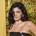 Enfrenta Kylie Jenner nueva demanda de ex empleada por abuso