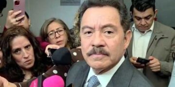 Respalda Mier salida de Rocha y critica a Maru Campos