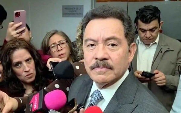 Respalda Mier salida de Rocha y critica a Maru Campos