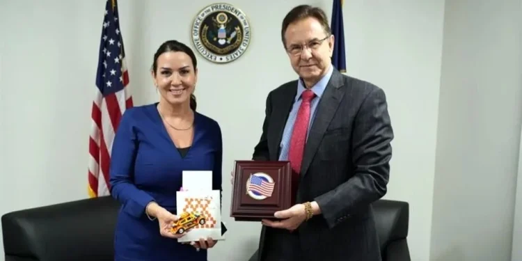Se reúne Moctezuma con Zar antidrogas de EU