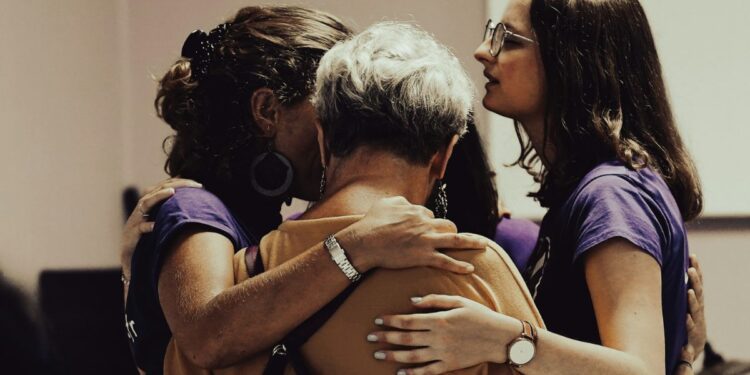 Piden integración de la mujer en diseño del Sistema Nacional de Cuidados