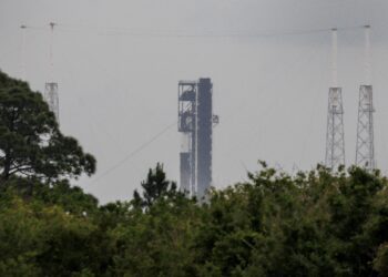 La NASA lanza la misión no tripulada número 34 con suministros y experimentos hacia la EEI
