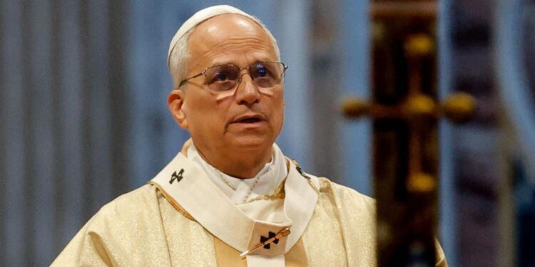 León XIV acepta la renuncia presentada por el arzobispo de Moscú tras casi dos décadas
