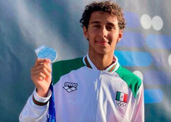 Paulo Strehlke hace historia con medalla de plata en Copa del Mundo de Natación en Aguas Abiertas