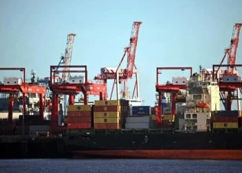 Retiran, por altos costos, rutas de fletes marítimos
