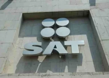 Alertan por engaños a nombre del SAT