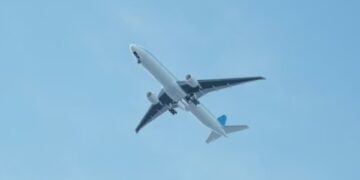 Sectur coordina apoyo a afectados en México por suspensión de aerolínea Magnicharters