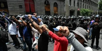 Convocan Segob, SEP e ISSSTE a mesa con CNTE