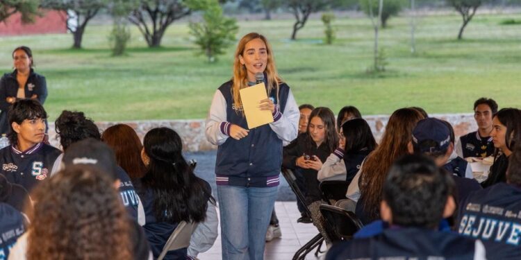 Reúne SEJUVE a 180 jóvenes en campamento estatal de liderazgo e integración