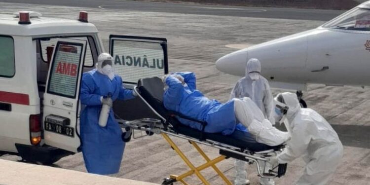 Texas monitorea a dos personas que viajaron en el crucero del brote de hantavirus