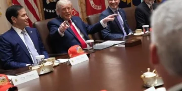 Quiere Trump 50% de contenido estadounidense en autos