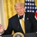 Amaga Trump con atacar al narco vía terrestre
