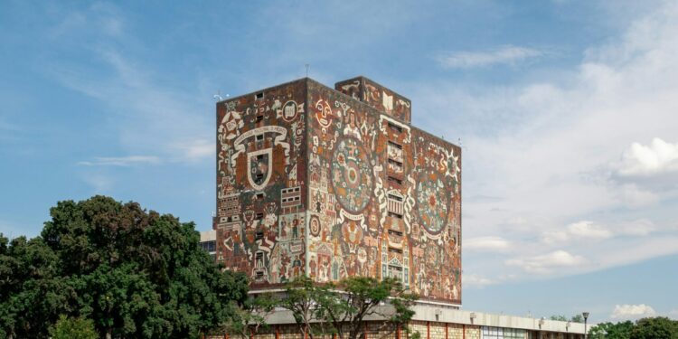 UNAM reporta participación récord en examen de ingreso; casi 500 aspirantes fueron bloqueados