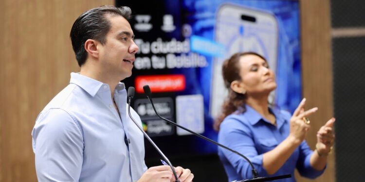 Presentan oficialmente aplicación Ciudad Qro, herramienta de simplificación administrativa