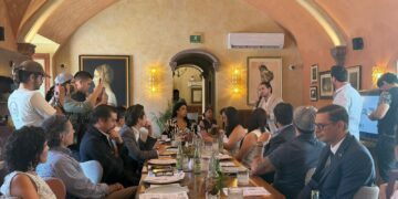 Lanzan empresarios del Centro “Moneda ECQ”, de pago digital