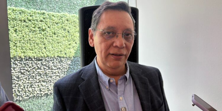 Advierte Ulises Gómez imposición de dos coordinaciones gilbertistas