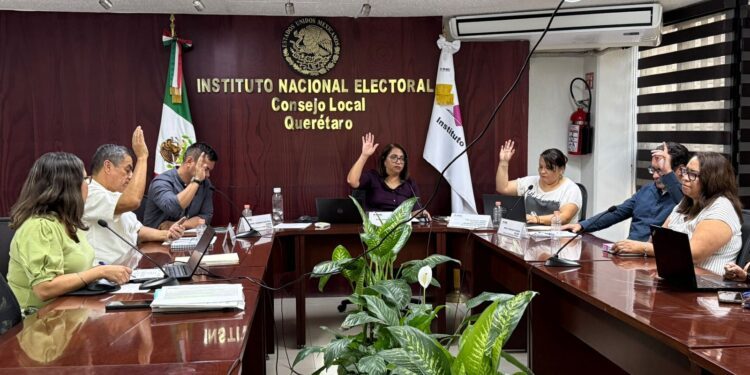 Junta local del INE presenta el sistema en línea de consulta de resultados electorales