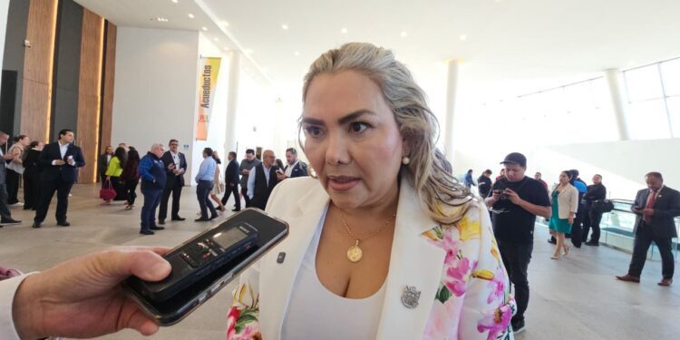 Reconocen la labor docente en el Premio Estatal 2025-2026 en Querétaro