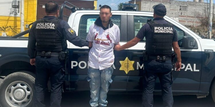 Detenido masculino por portación ilegal de arma en la colonia Eduardo Loarca Castillo