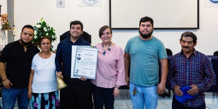 UAQ fortalece vínculos sociales y educativos en la Sierra Gorda