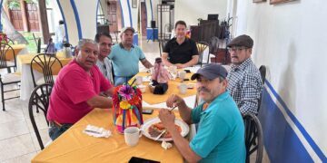 Astudillo primer aspirante a  coordinar los Comités de la 4T  que visita la Sierra