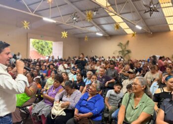 Llama Luis Humberto Fernández Fuentes a construir mayor prosperidad