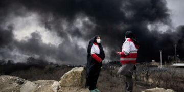 Ataca EU depósitos de agua en Irán; responde Teherán
