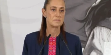 Pide Sheinbaum valentía a 4T; ‘no temor a perder la visa’