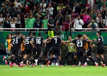 Decretó Romo que metería gol horas antes a su esposa