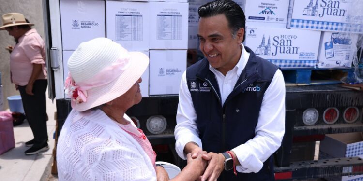 Supervisa Luis Nava entrega de apoyos alimentarios del programa Contigo en tu Mesa
