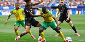 ¡Canadá avanza a octavos de final!