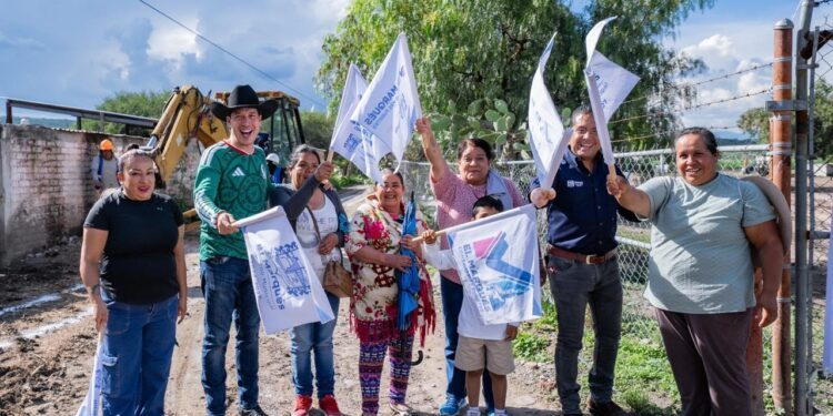 Monsalvo da banderazo de arranque a obras de infraestructura urbana y recreativa