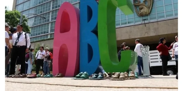 Mantiene FGR proceso a ex funcionarios del IMSS por caso ABC
