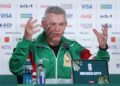 Javier Aguirre busca al sustituto de César Montes