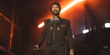 Alejandro Fernández ofrece la serenata más grande del mundo