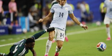 Arabia Saudita araña un punto a Uruguay en Miami