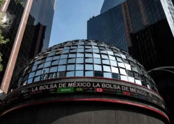 Suspende BMV operaciones por falla técnica