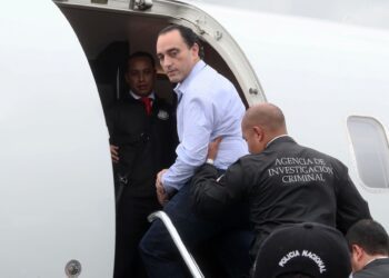 Roberto Borge deja prisión y continuará su proceso en arresto domiciliario