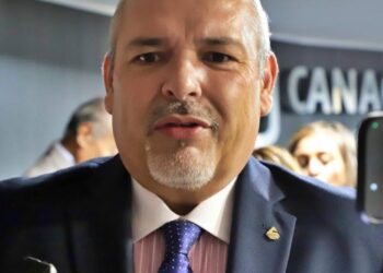 Paquetes para transmitir el Mundial inhiben a pequeños negocios: CANACOPE Querétaro
