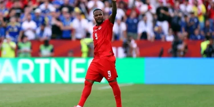 Rescata Canadá empate ante Bosnia en arranque del Mundial