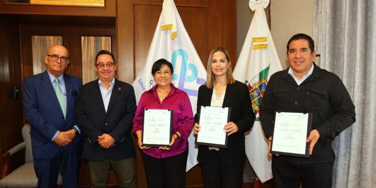 Firman SEDIF y SESA compromiso por la salud