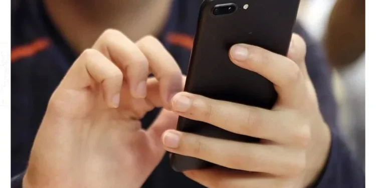 Amplían plazo para registro de líneas celulares