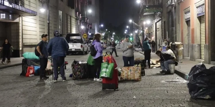 Recibe CNTE Oaxaca 800 mdp y se van