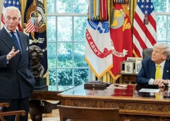 Ficha SLP a consultor de Trump: ¿busca inmunidad?